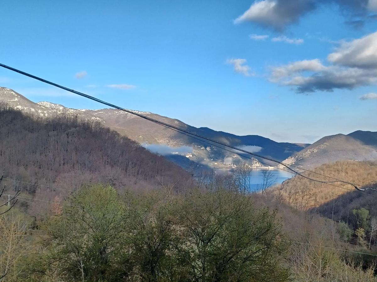 Agriturismo I Due Regni Petrella Salto Exterior foto